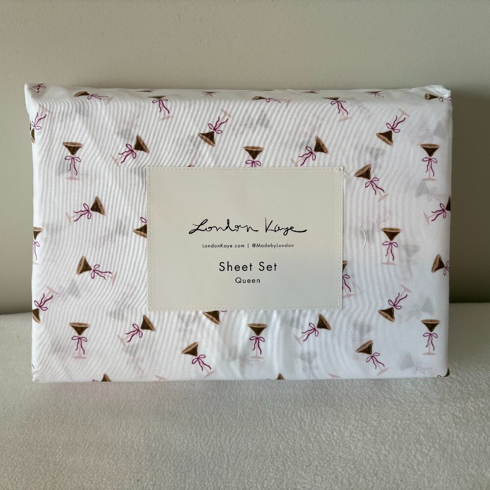 NWT - London Kaye Holiday Martini Glass Queen Sheet Set